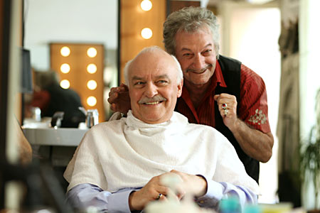 Charles Brauer und Nikola Filipelli in "ECHTE WIENER" - ein Film von Kurt Ockermüller