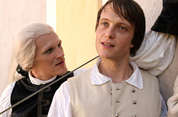 Georg Friedrich und August Diehl in "Kabale und Liebe" von Leander Hau�mann