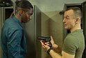 AM ANSCHLAG - DIE MACHT DER KRÄNKUNG - Emmanuel Ajayi, Paul Wollin - © Monafilm/Petro Domenigg