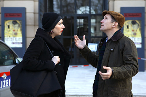 Ursula Strauss und Benno Fürmann in "ALLES SCHWINDEL" - Regie: Wolfgang Murnberger