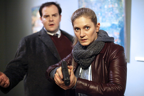 Thomas Mraz und Magdalena Kronschläger in "ALLES SCHWINDEL" - Regie: Wolfgang Murnberger