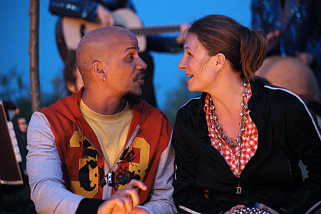Patrick Bongola und Birgit Denk in "DER WILDE GÄRTNER" - mit Roland Düringer