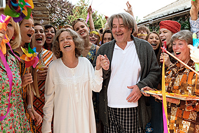 Gisela Schneeberger, Erwin Steinhauer in "FÜR DICH DREH ICH DIE ZEIT ZURÜCK" - Regie: Nils Willbrandt