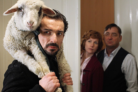 Lupo Grujčić, Fanny Stavjanik und Andreas Vitásek in "KEBAB MIT ALLES" - Regie: Wolfgang Murnberger