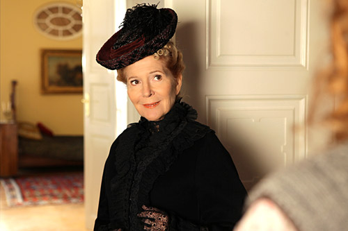 Christiane Hörbiger in "DIE KLEINE LADY" - Regie und Kamera: Gernot Roll