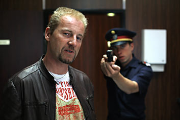 Roland Dringer und Matthias Franz Stein in "DARUM" - ein Film von Harald Sicheritz