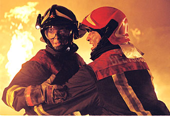 Rosalinda Celentano und Lorenzo Caccialanza in "Todestunnel" - ein Film von Dominique Othenin Girard