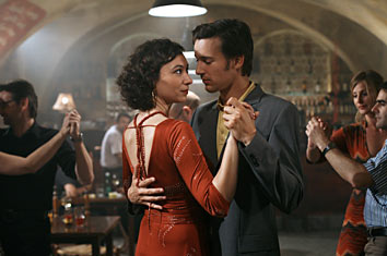 Ursula Strauss und Florian David Fitz in "Die Liebe ein Traum" - ein Film von Xaver Schwarzenberger
